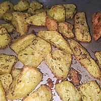 低热量小吃——百里香烤土豆的做法图解6