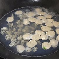 #清香麻爽秒入魂#川味紫菜肉丸子海蛎汤的做法图解4