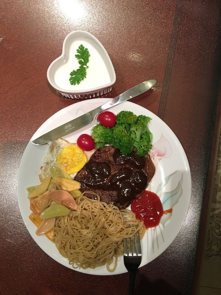 牛排意面的做法