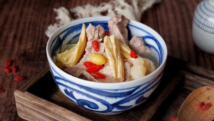 白果马蹄腐竹排骨汤
