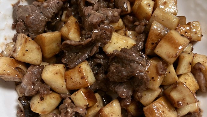 黑椒牛肉鸡腿菇
