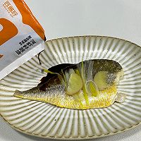 #花式新美味就酱简单#豉油蒸黄花鱼的做法图解5