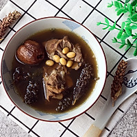 药膳养生 祛斑消痘 夏枯草黄豆猪骨汤的做法图解7