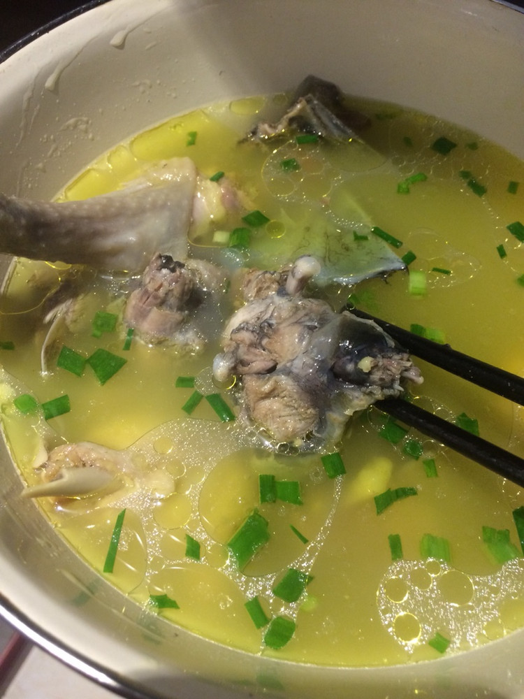 老母鸡甲鱼汤的做法