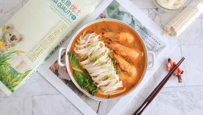 酸甜瘦身番茄鲜虾小面