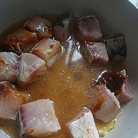 #一勺葱伴侣，成就招牌美味# 酱焖青鱼的做法图解8