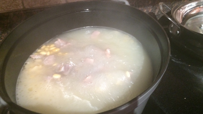 港式苦瓜排骨汤