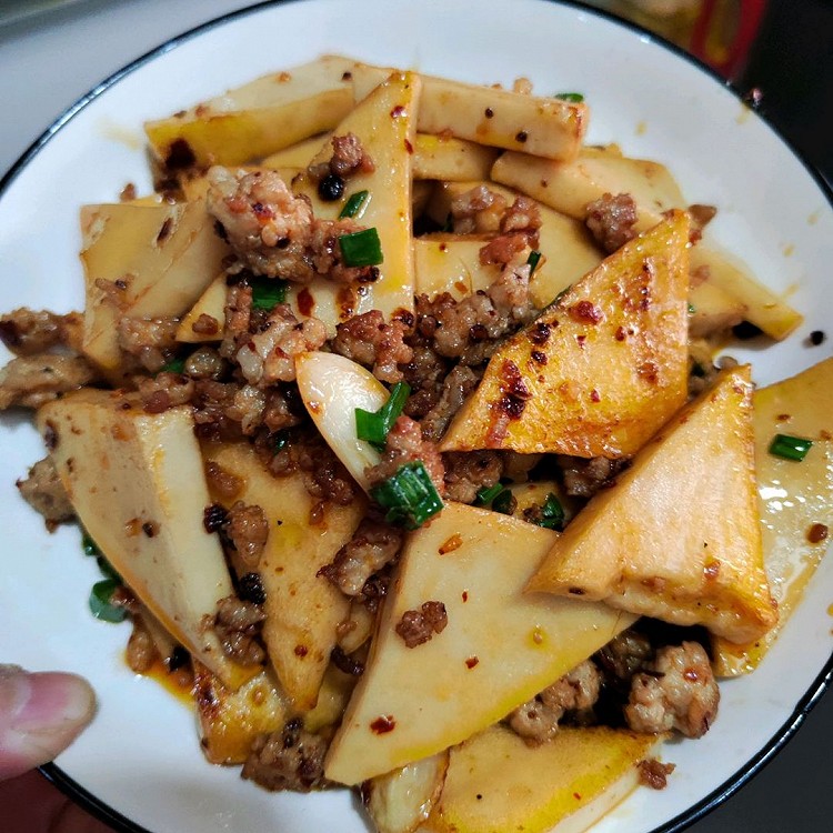 千页豆腐炒肉末的做法