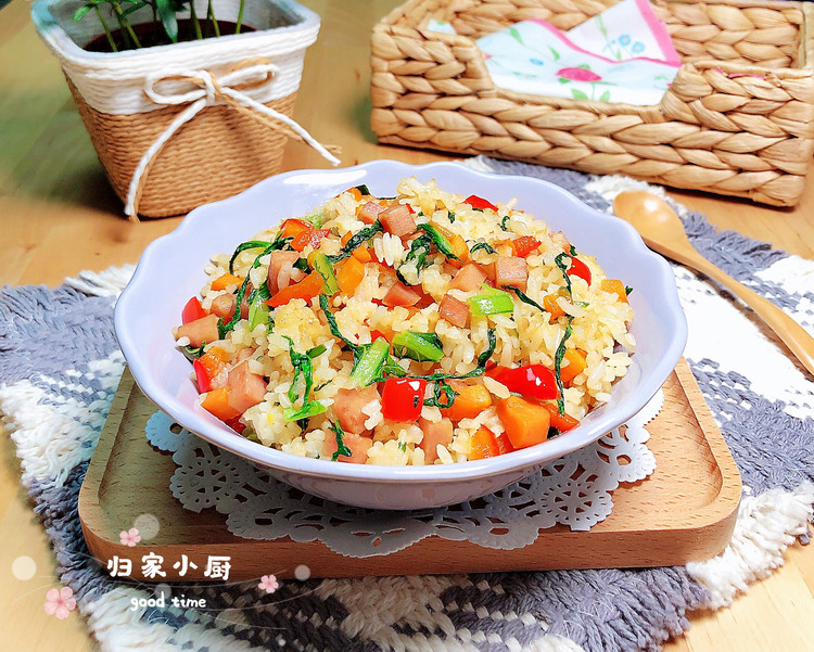 营养健康-青菜炒饭的做法