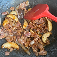 黑椒培根意面的做法图解7