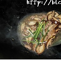 鲜冬菇炒肉的做法图解7