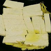 茶籽油姜丝香煎老豆腐的做法图解5