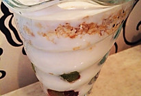 水晶葡萄燕麦酸奶的做法