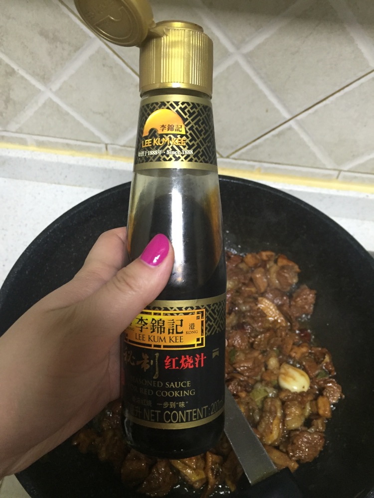 鹌鹑蛋烧牛腩的做法图解10