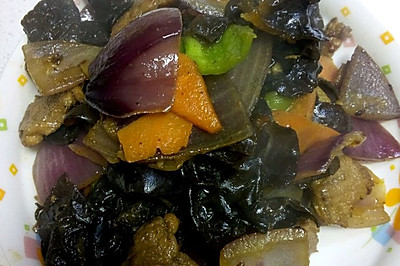 洋葱黑木耳炒肉片