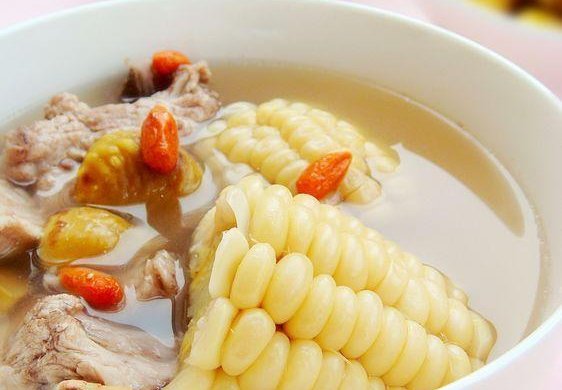 玉米板栗排骨汤