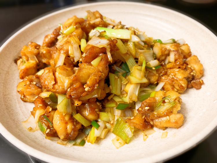 日式大葱炒鸡块的做法