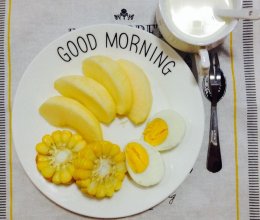 世界早安~玉米+苹果+鸡蛋+牛奶的做法
