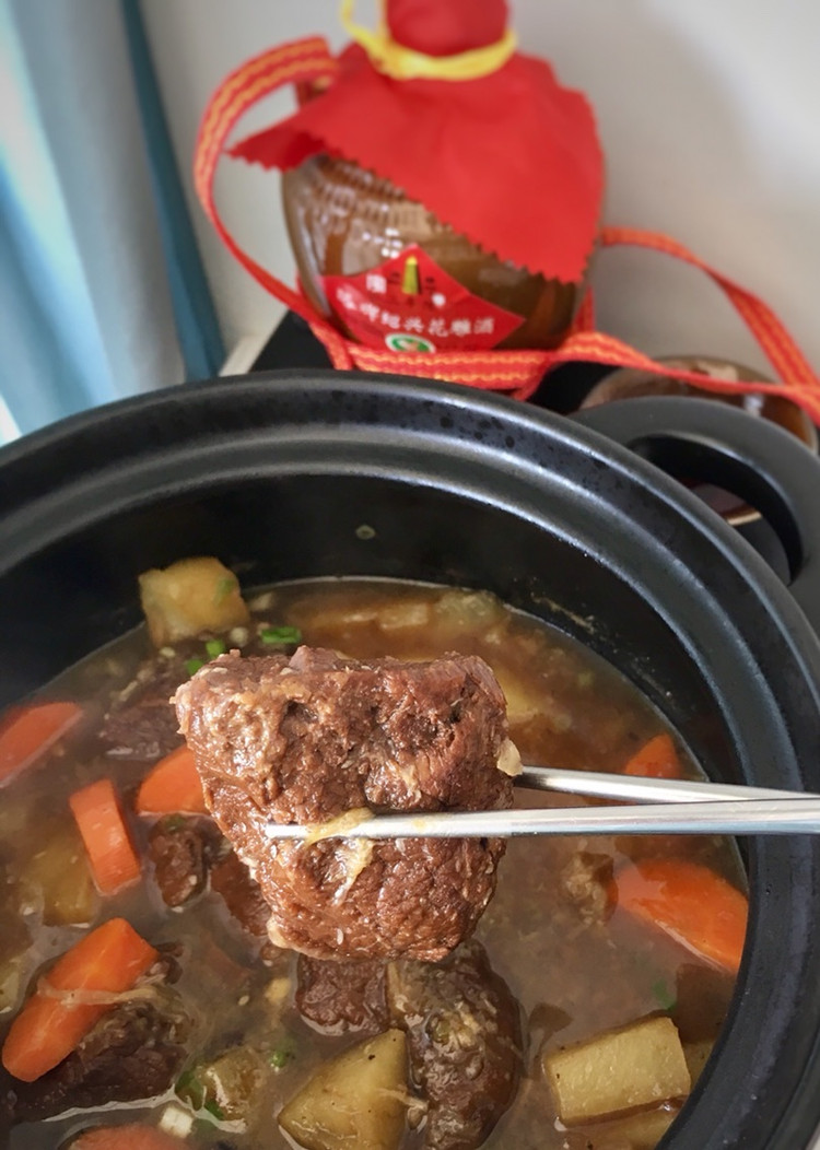 黄酒炖牛肉的做法