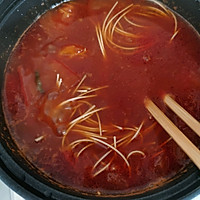西红柿热汤面的做法图解5