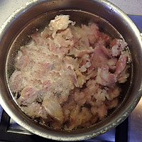 铸铁锅版土豆焖牛腩的做法图解1