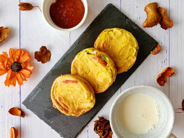 彩椒鸡胸鸡蛋饼--营养又有颜值的早餐