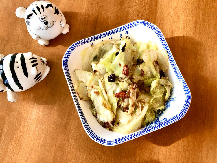 晚餐就吃它: 手撕包菜的做法