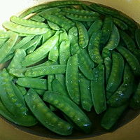 清甜美味的甜豆炒肉的做法图解4