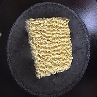 清汤方便面的做法图解1