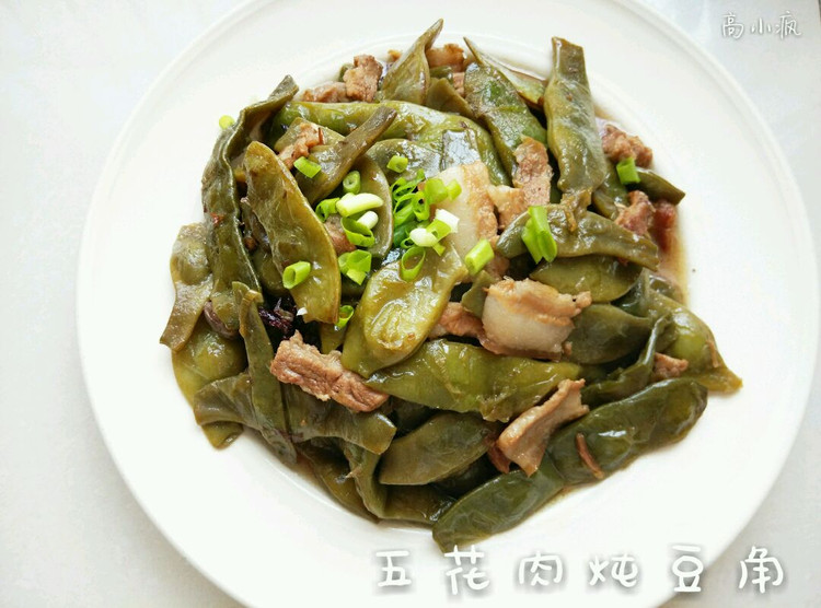 东北带表菜｜五花肉炖豆角的做法