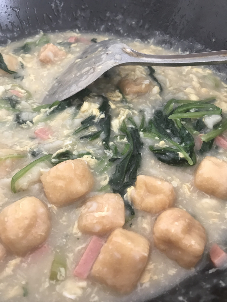 菠菜火腿面疙瘩汤的做法