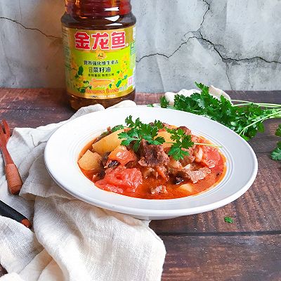 西红柿土豆炖牛腩