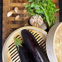 #时令蔬菜最养人#茄子丰收啦！做点蒜泥茄子放冰箱.的做法图解2