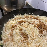 甘蓝炒饼的做法图解11