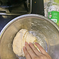 新式土豆腊肠披萨的做法图解6