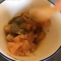 香菇鸡肉煲仔饭（电饭煲版）的做法图解2