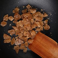 红烧肉糖色怎么炒的做法图解1