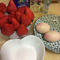 草莓牛奶布丁的做法图解1