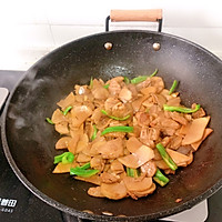 杏鲍菇炒肉片的做法图解9