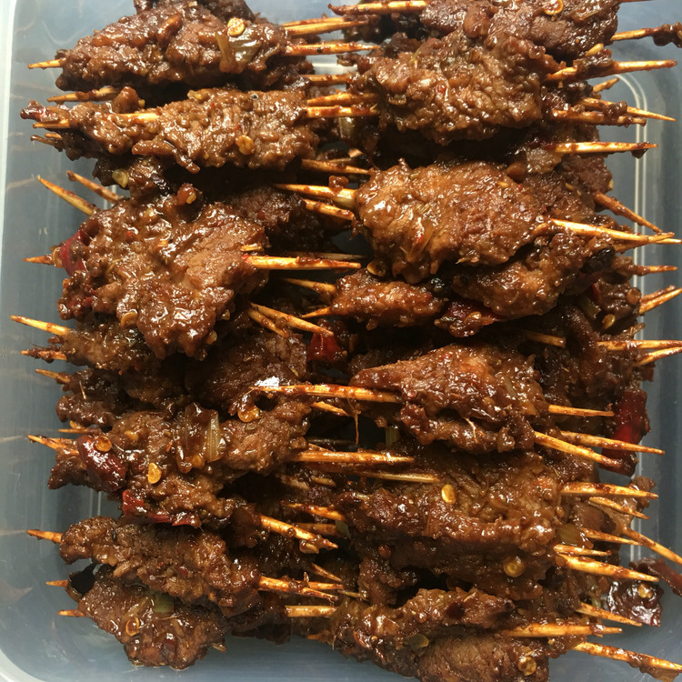 孜然牙签牛肉的做法