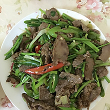 辣椒小牛肉