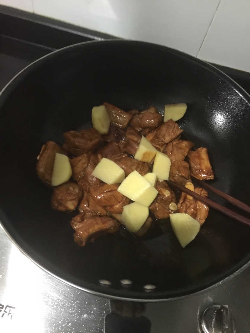 番茄糖醋排骨土豆的做法图解8