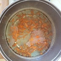 宝宝辅食龙利鱼红萝卜汤的做法图解2