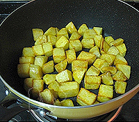锅巴土豆的做法图解2
