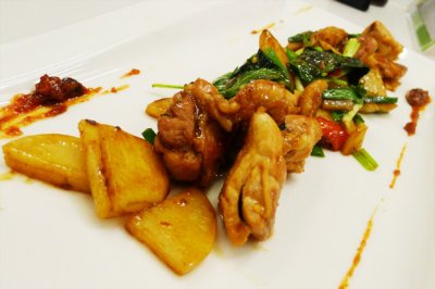 麻辣马铃薯鸡(豆油伯缸底酱油)