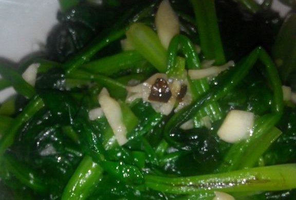 清炒菠菜