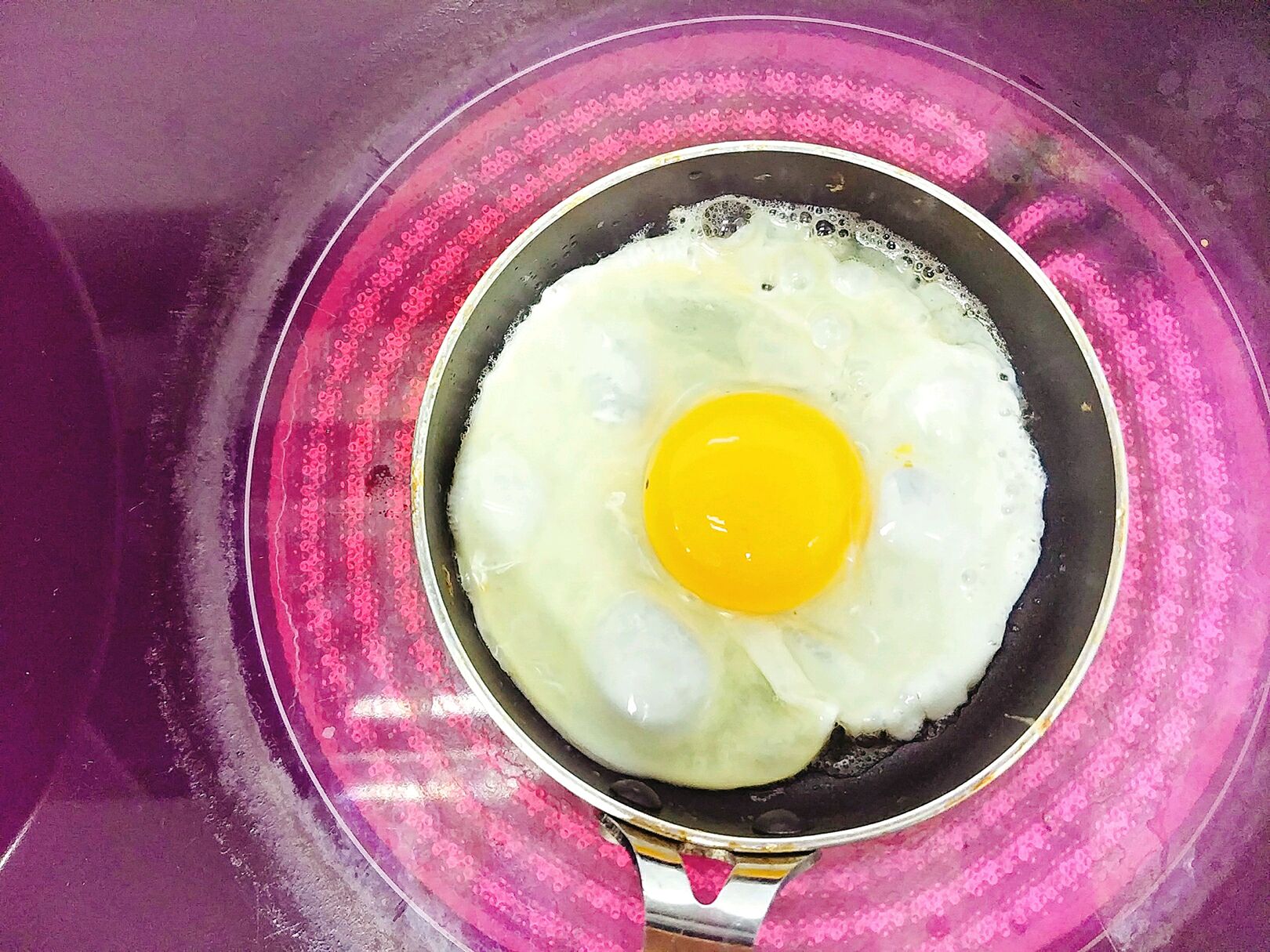 青椒火腿炒蛋怎么做_青椒火腿炒蛋的做法_豆果美食