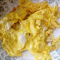 黄瓜木耳炒鸡蛋的做法图解3