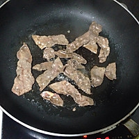 黑胡椒牛肉馒头夹#急速早餐#的做法图解4