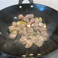 牛肉烧土豆胡萝卜的做法图解6